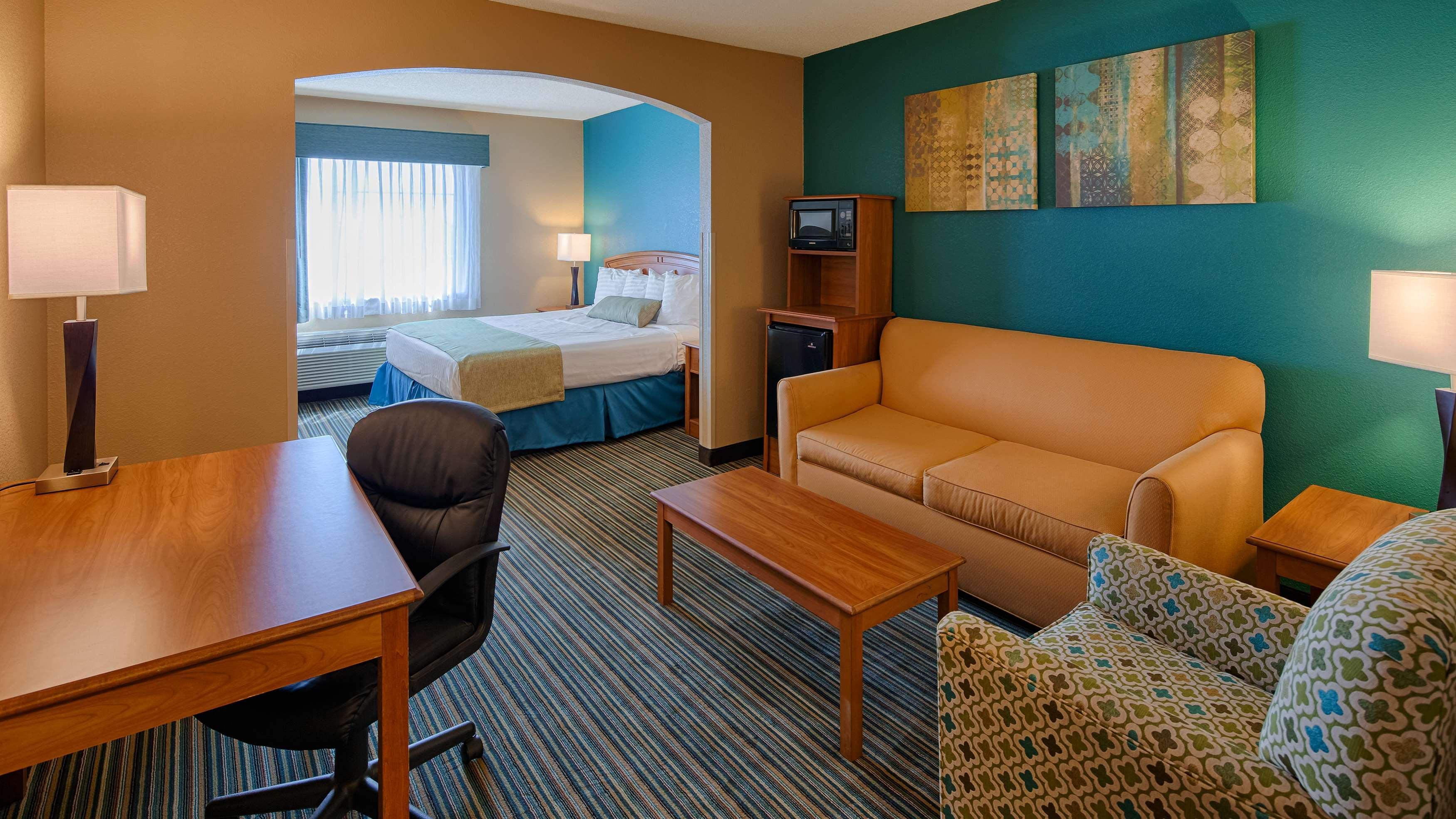 Best Western Governors Inn And Suites Вічіта Екстер'єр фото
