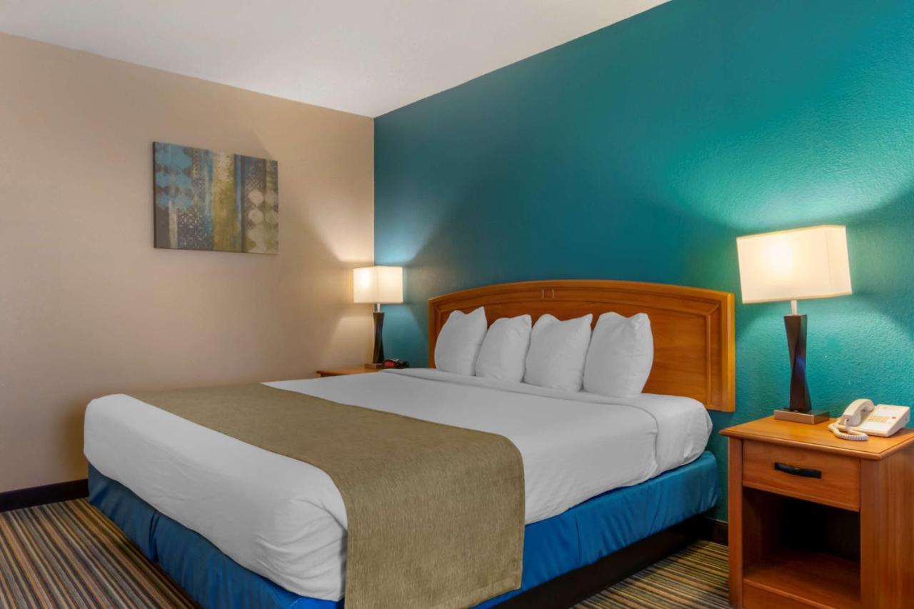Best Western Governors Inn And Suites Вічіта Екстер'єр фото